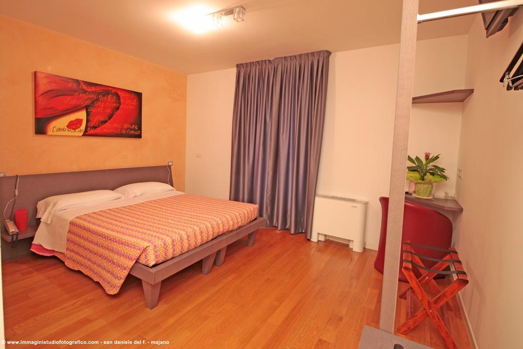 Albergo Ai Sapori San Daniele del Friuli Exterior foto